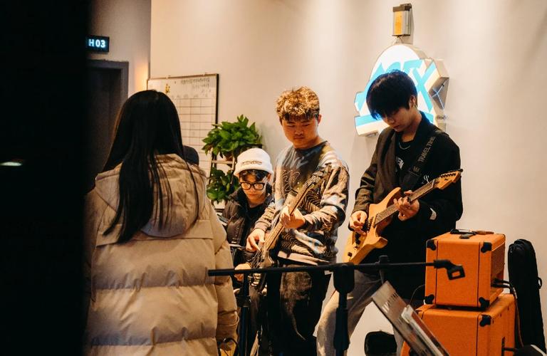 各自补完新阵 Aleksib与nexa互换东家