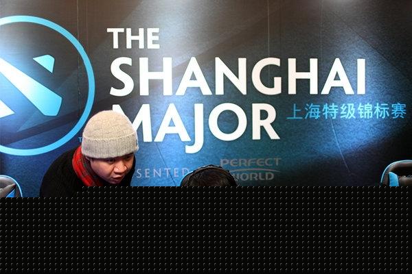 Falcons能否终结Vitality的连胜，并在BLAST巅峰赛S1夺冠？