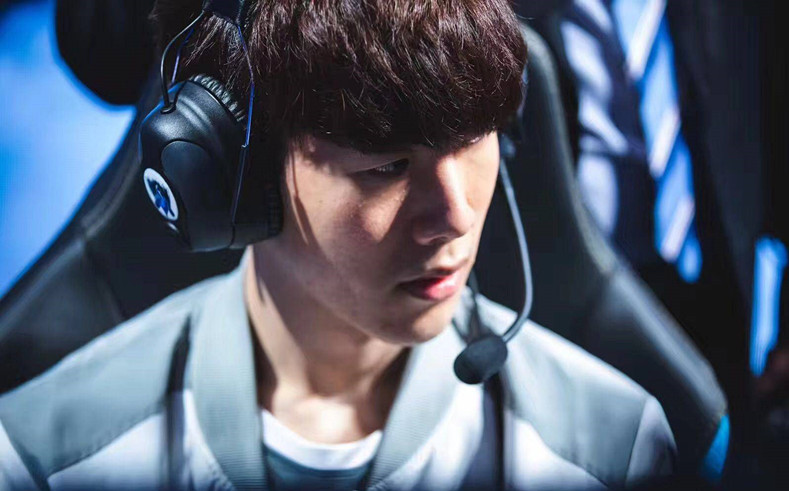 NAVI 成为了 IEM Rio 2024 的冠军